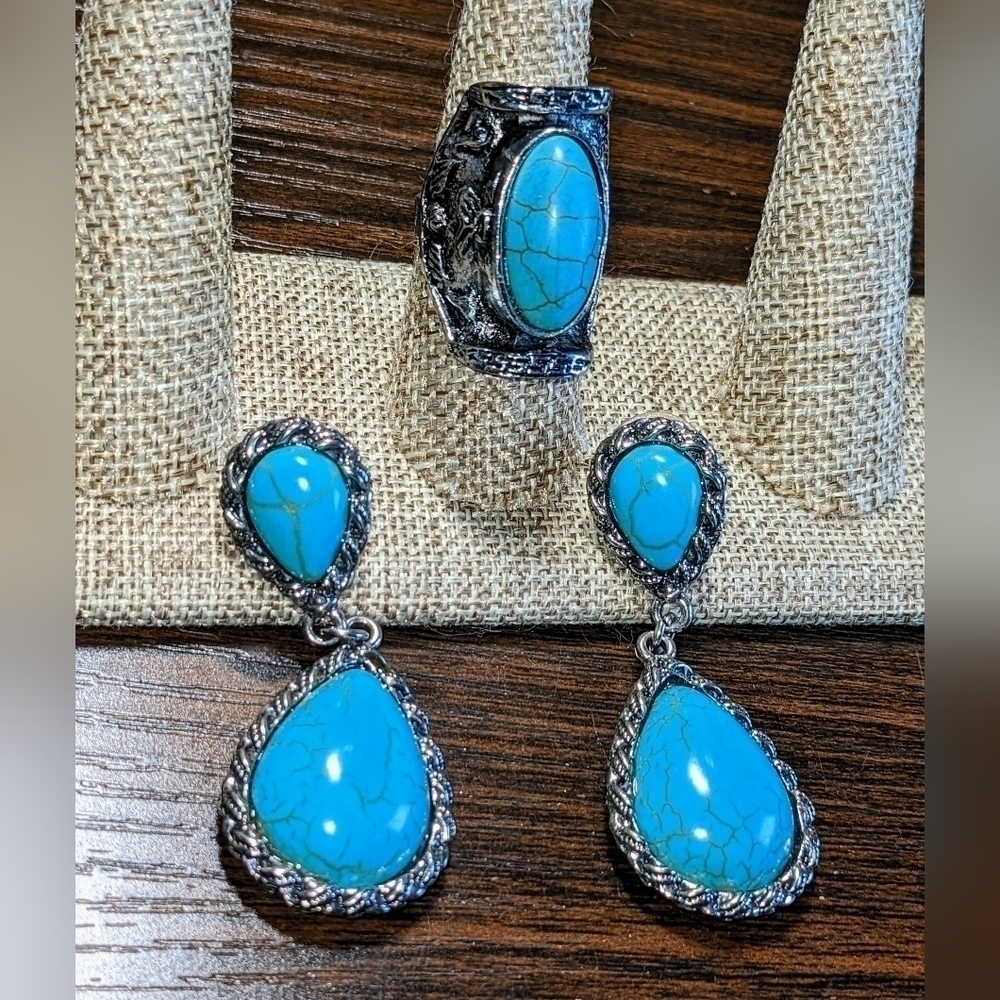 Silver and Turquoise Ring & Earring Matching Set